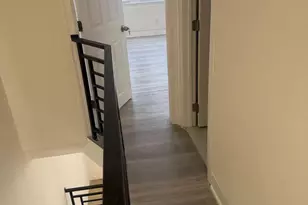 608 W Bristol St, Philadelphia, PA 19140 - Photo 8