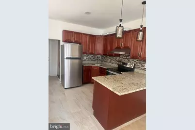 608 W Bristol Street, Philadelphia, PA 19140 - Photo 4