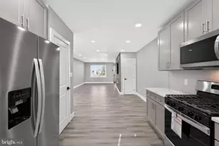 1408 Unruh Ave, Philadelphia, PA 19111 - Photo 8