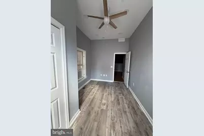 1831 W Diamond Street #4R, Philadelphia, PA 19121 - Photo 8