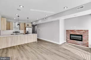 1617 Brown St, Philadelphia, PA 19130 - Photo 8