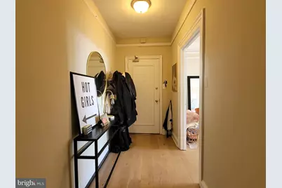 2031 Locust Street #802, Philadelphia, PA 19103 - Photo 2