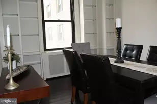 2031 Locust St, Philadelphia, PA 19103 - Photo 4