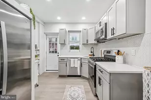 5229 Hazel Ave, Philadelphia, PA 19143 - Photo 8