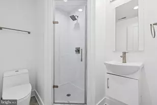 2127 Cross St, Philadelphia, PA 19146 - Photo 24