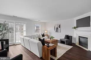 2341 Wallace St, Philadelphia, PA 19130 - Photo 4