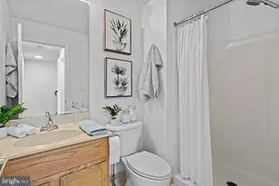 2341 Wallace St, Philadelphia, PA 19130 - Photo 28