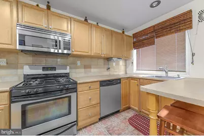 8504 Forrest Avenue, Philadelphia, PA 19150 - Photo 2