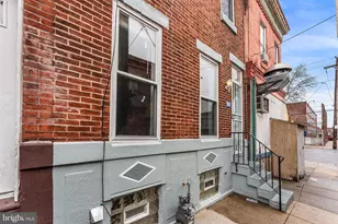 2051 S Dorrance St, Philadelphia, PA 19145 - Photo 28