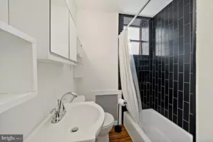 2400 S Hutchinson St, Philadelphia, PA 19148 - Photo 4