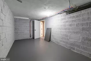 937 E Gorgas Ln, Philadelphia, PA 19150 - Photo 38