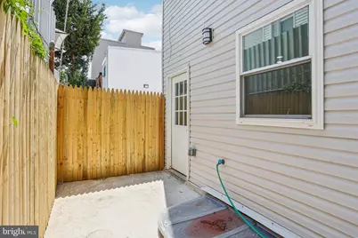 2225 N Waterloo Street, Philadelphia, PA 19133 - Photo 36