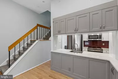 210 Church Street #1C, Philadelphia, PA 19106 - Photo 6