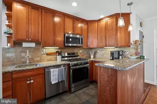 404 Kingsley St, Philadelphia, PA 19128 - Photo 14