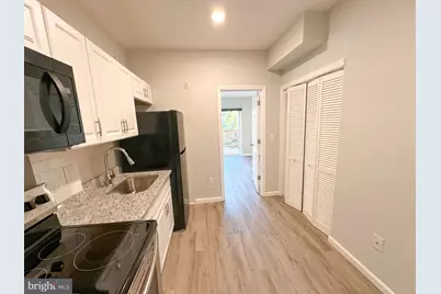 2404 W Thompson Street #B, Philadelphia, PA 19121 - Photo 4
