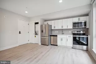 1805 N Howard St, Philadelphia, PA 19122 - Photo 2