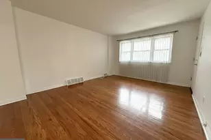 7332 Ruskin Rd, Philadelphia, PA 19151 - Photo 2