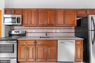 1704 W Girard Ave, Philadelphia, PA 19130 - Photo 2