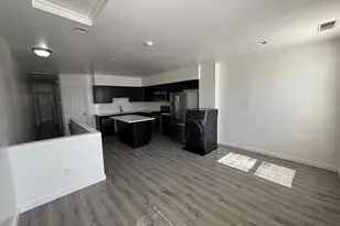 1735 McKean St, Philadelphia, PA 19145 - Photo 10