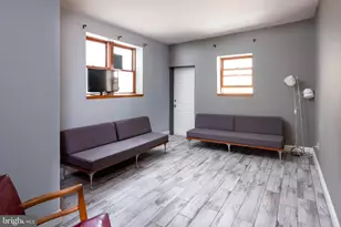 988 N 2nd St, Philadelphia, PA 19123 - Photo 8