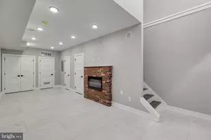 1617 Brown St, Philadelphia, PA 19130 - Photo 12