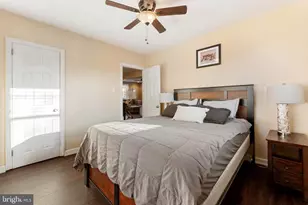 658 Waring St, Philadelphia, PA 19116 - Photo 16