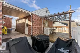 658 Waring St, Philadelphia, PA 19116 - Photo 10