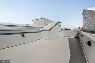 2039 E Hazzard St, Philadelphia, PA 19125 - Photo 48