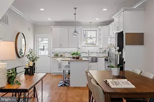 2039 E Hazzard St, Philadelphia, PA 19125 - Photo 8