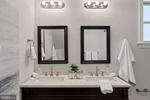 2039 E Hazzard St, Philadelphia, PA 19125 - Photo 42