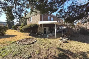 747 Greymont St, Philadelphia, PA 19116 - Photo 2