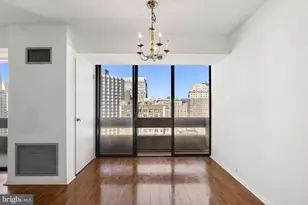 1326 Spruce St, Philadelphia, PA 19107 - Photo 8