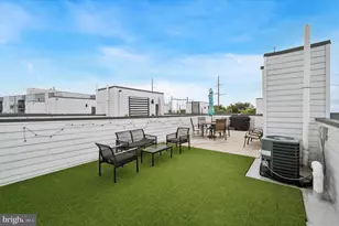 2537 Graduate Square, Philadelphia, PA 19146 - Photo 6