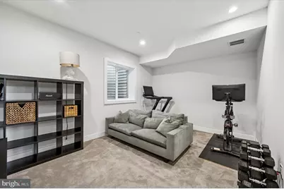 2537 Graduate Square, Philadelphia, PA 19146 - Photo 36