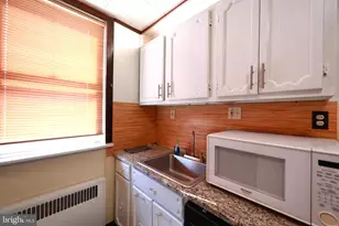 2936 Knorr St, Philadelphia, PA 19149 - Photo 12