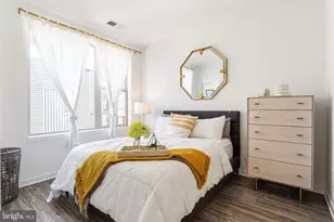 2006 Northbank Pl, Philadelphia, PA 19125 - Photo 12