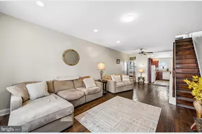 2427 S Mole Street, Philadelphia, PA 19145 - Photo 2