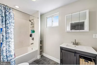 2427 S Mole Street, Philadelphia, PA 19145 - Photo 10