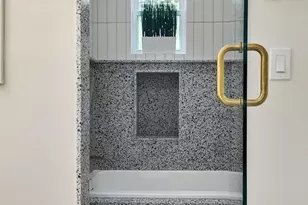 2437 Carpenter St, Philadelphia, PA 19146 - Photo 30