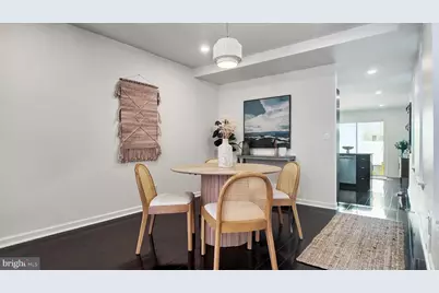 2437 Carpenter Street, Philadelphia, PA 19146 - Photo 10