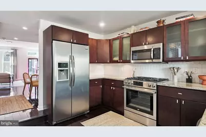 2437 Carpenter Street, Philadelphia, PA 19146 - Photo 16