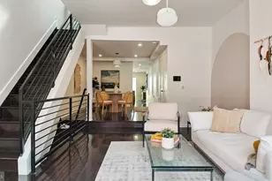 2437 Carpenter St, Philadelphia, PA 19146 - Photo 4