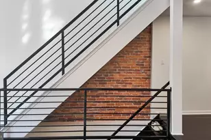 2437 Carpenter St, Philadelphia, PA 19146 - Photo 8