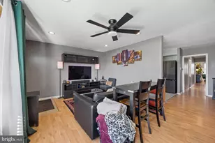 8557 Castor Ave, Philadelphia, PA 19152 - Photo 4