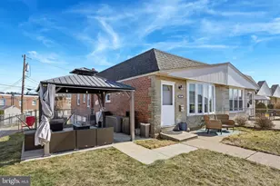 8557 Castor Ave, Philadelphia, PA 19152 - Photo 2