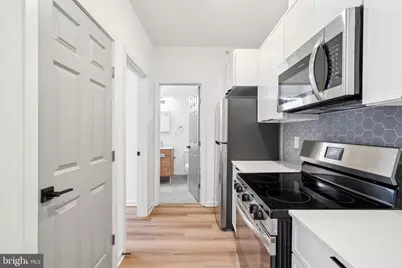 2039 N Front Street #404, Philadelphia, PA 19122 - Photo 2