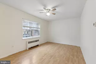 633 Beulah Pl, Philadelphia, PA 19123 - Photo 6