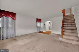 1826 Fox Chase Rd, Philadelphia, PA 19152 - Photo 8