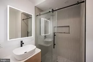 1838 S 23rd St, Philadelphia, PA 19145 - Photo 8