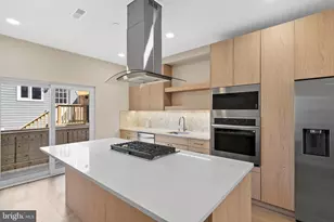 2439 E Huntingdon St, Philadelphia, PA 19125 - Photo 8